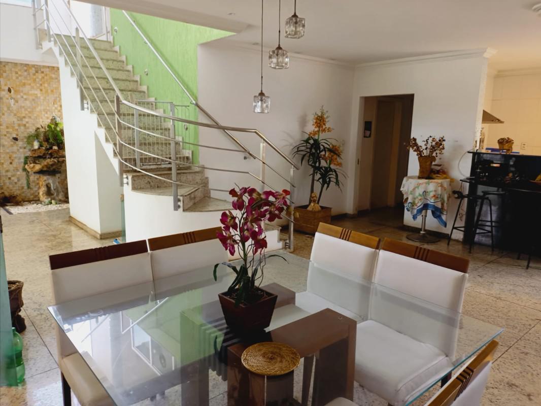 Casa, Padre Eustáquio, 4 Quartos, 8 Vagas, 4 Suítes