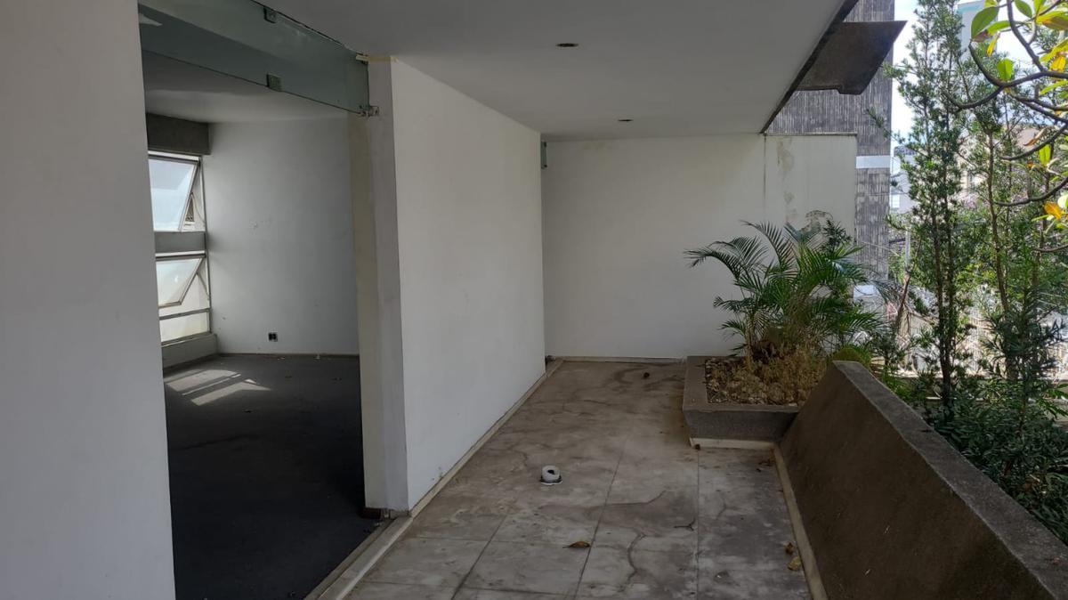 Casa Comercial, Barroca, 5 Quartos, 3 Vagas, 1 Suíte