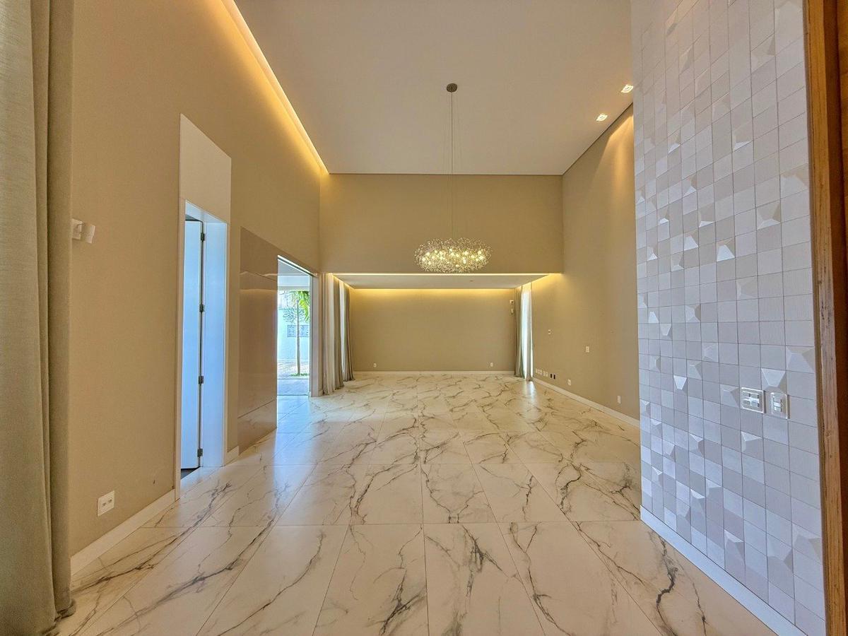 Casa, São Luiz (pampulha), 3 Quartos, 10 Vagas, 3 Suítes