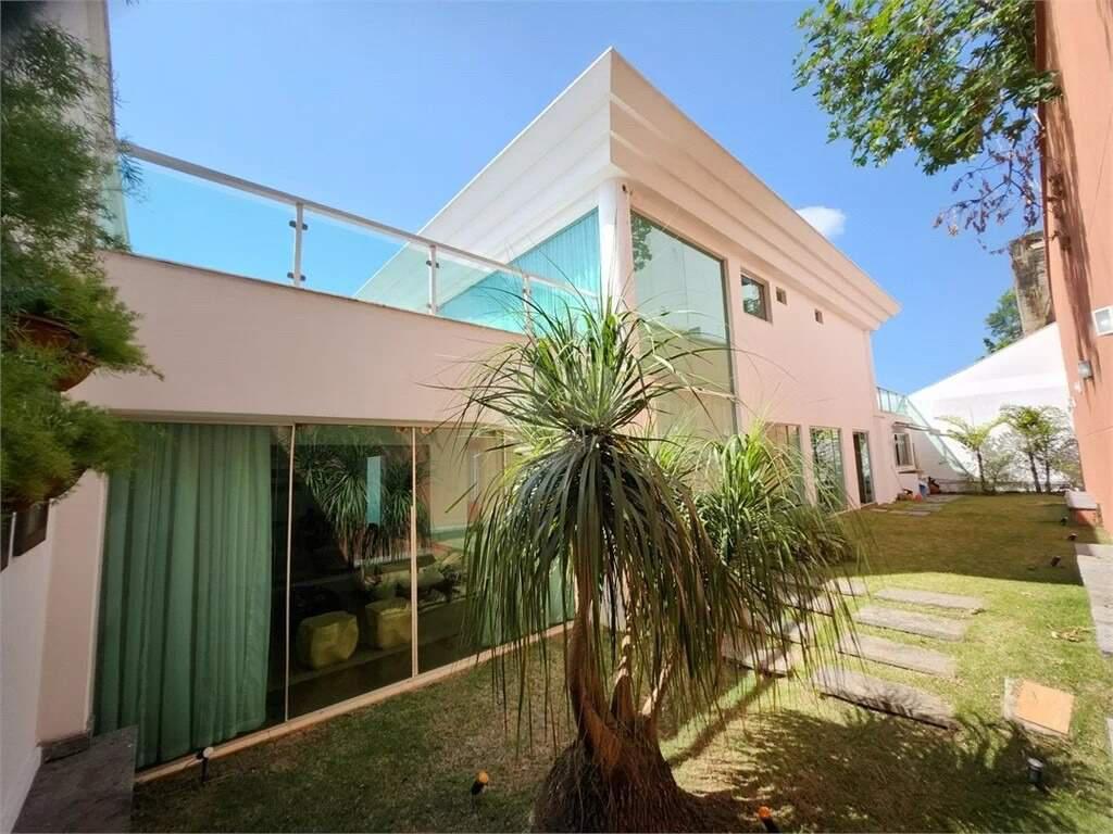 Casa, Comiteco, 5 Quartos, 4 Vagas, 3 Suítes