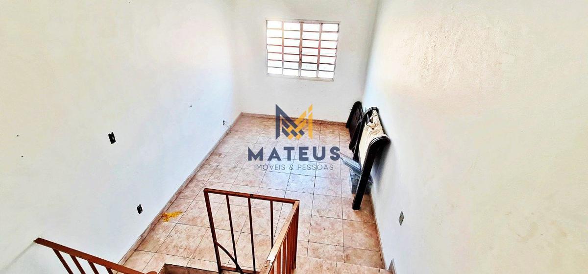 Casa, Caiçaras, 4 Quartos, 1 Vaga, 2 Suítes