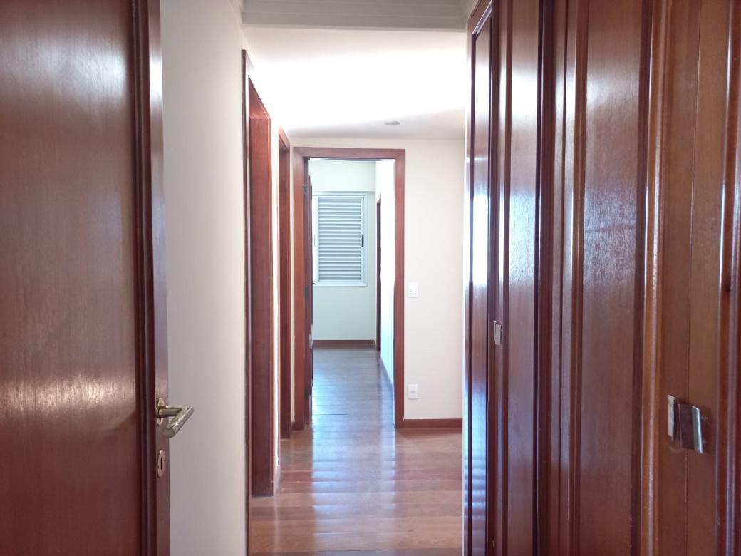 Apartamento, Funcionários, 4 Quartos, 2 Vagas, 1 Suíte