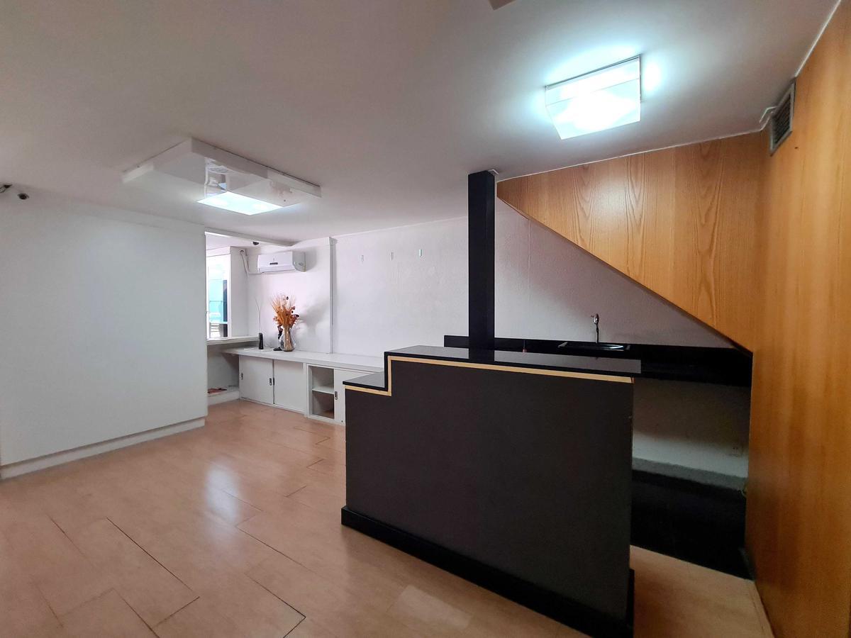 Andar, Belvedere, 0 Quarto, 0 Vaga