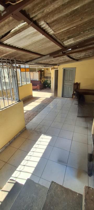 Casa, Nova Granada, 10 Quartos, 0 Vaga