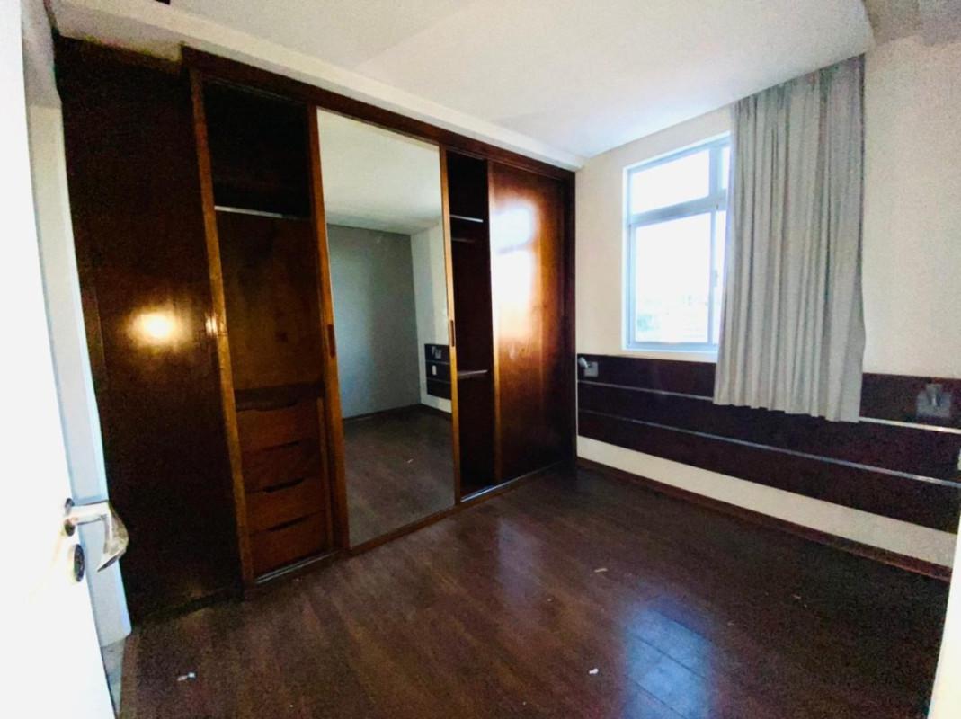 Cobertura, Floresta, 2 Quartos, 2 Vagas, 1 Suíte