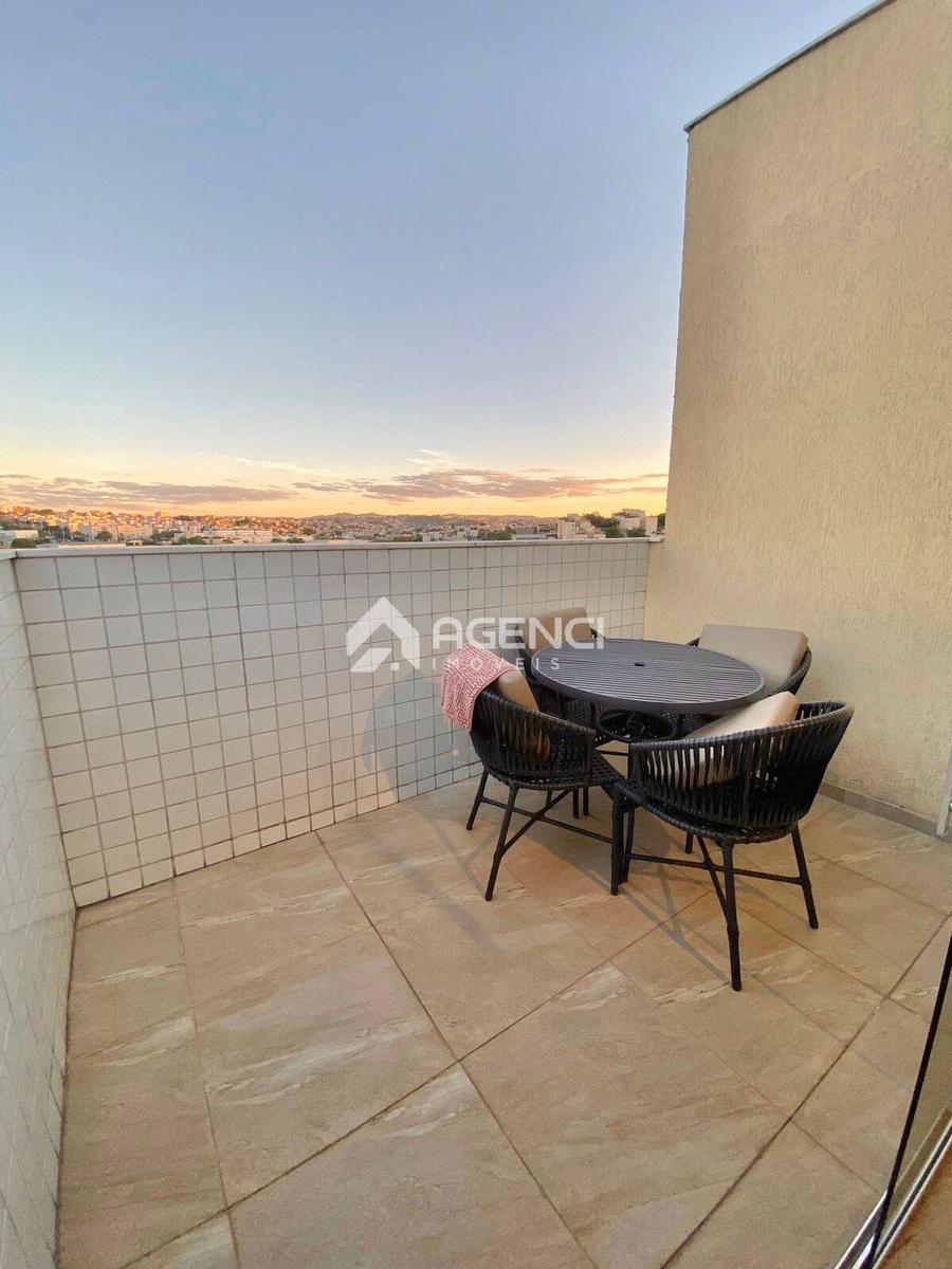 Cobertura, Cabral, 2 Quartos, 0 Vaga, 0 Suíte