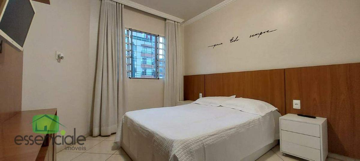 Casa, Santa Cruz Industrial, 3 Quartos, 2 Vagas