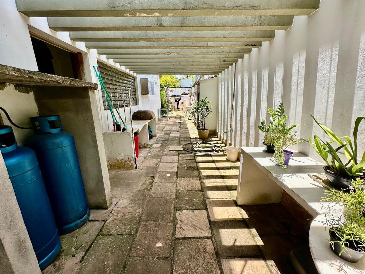 Casa, São Luiz (pampulha), 7 Quartos, 8 Vagas, 3 Suítes