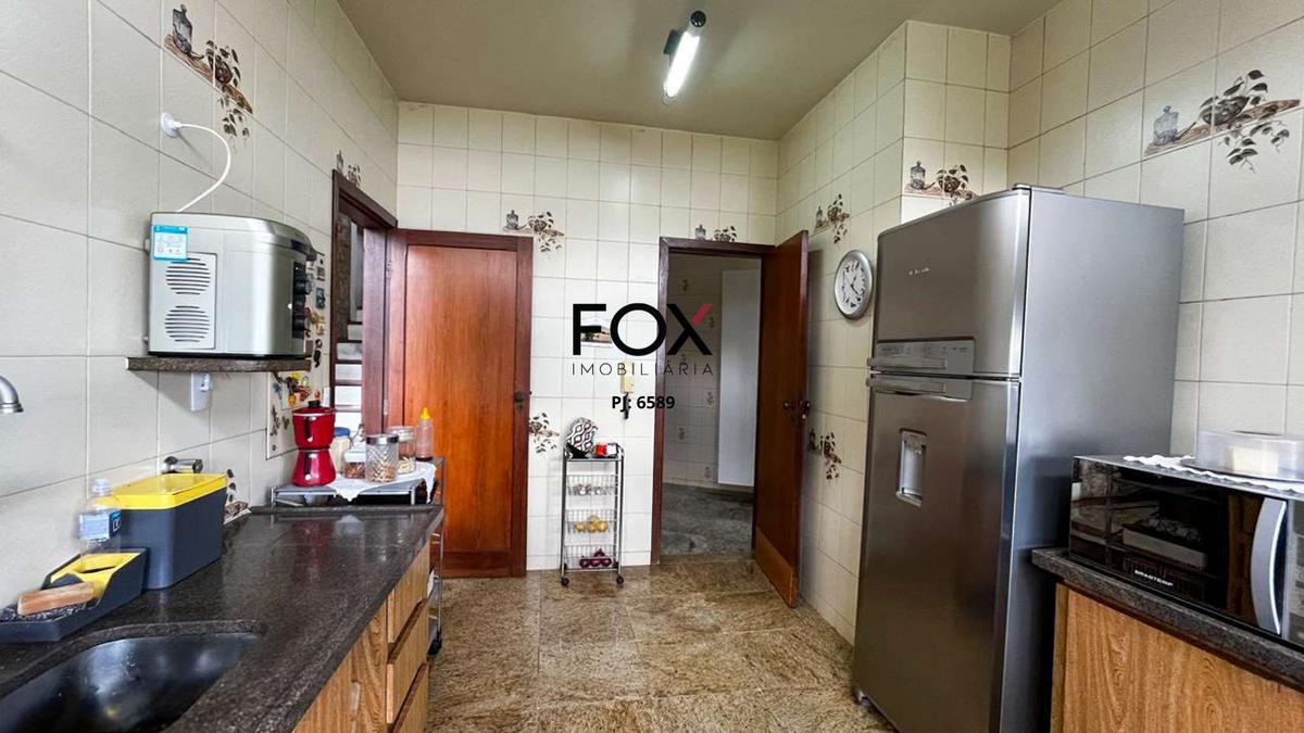 Casa, São Lucas, 4 Quartos, 5 Vagas, 3 Suítes