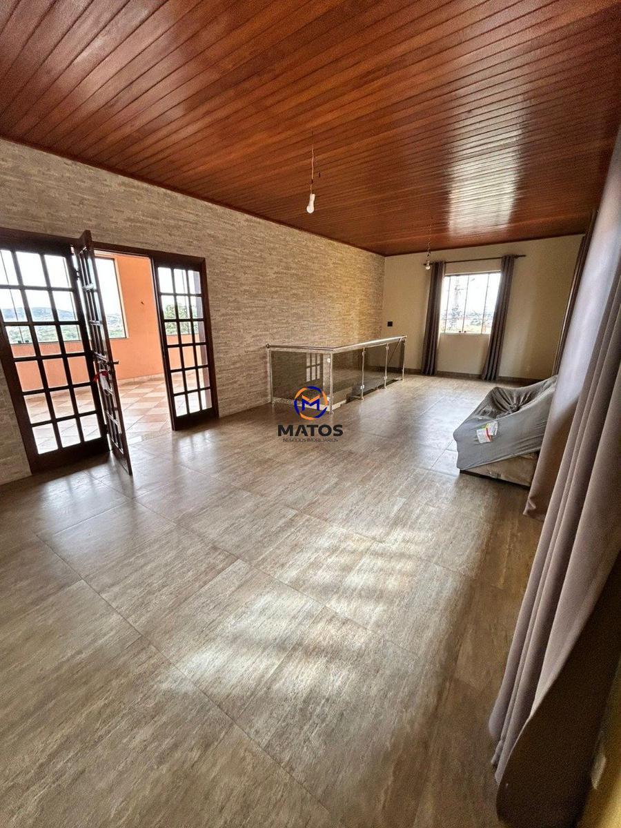 Casa, Belo Vale, 4 Quartos, 2 Vagas, 1 Suíte