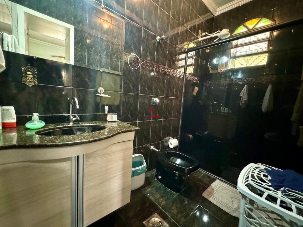 Casa, Tirol, 3 Quartos, 3 Vagas, 1 Suíte