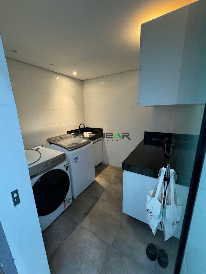 Casa, Centro, 4 Quartos, 4 Vagas, 2 Suítes