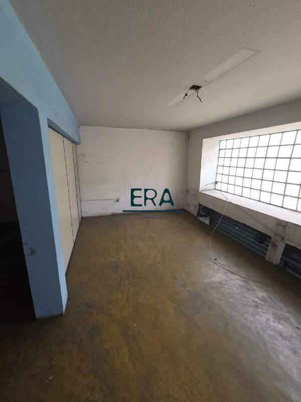 Andar, Centro, 0 Quarto, 0 Vaga