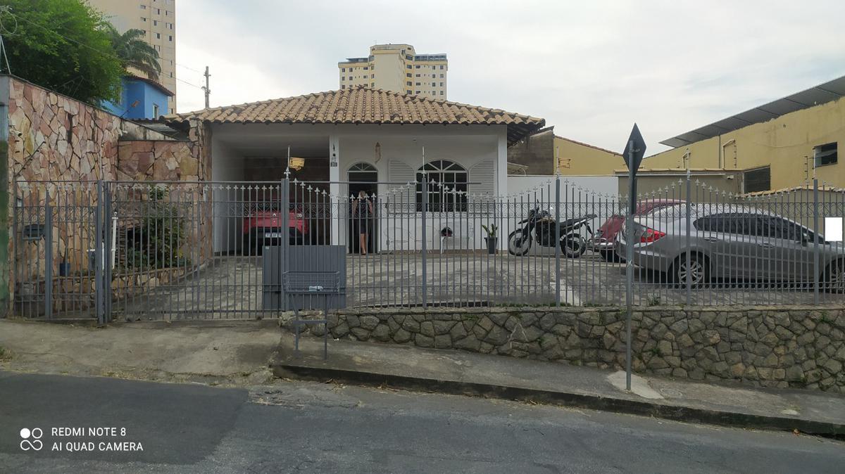 Casa, Vila Clóris, 3 Quartos, 8 Vagas, 1 Suíte