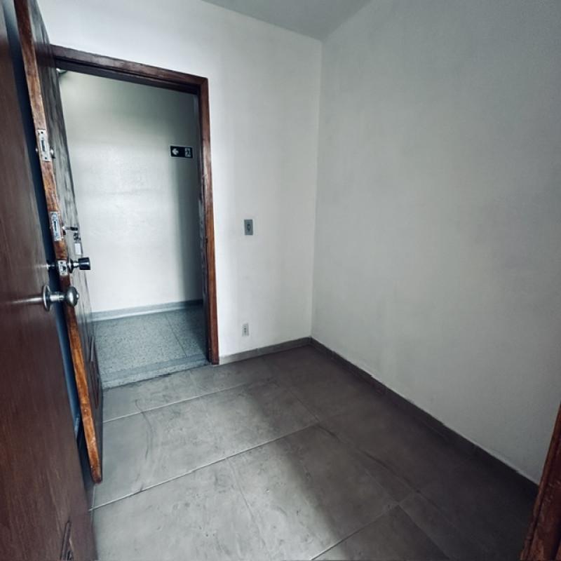 Sala, Centro, 0 Quarto, 0 Vaga