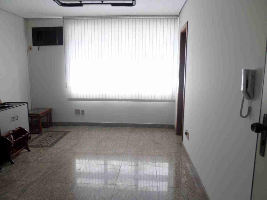 Sala, Lourdes, 1 Vaga