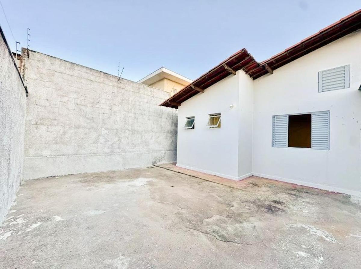 Casa, Castelo, 4 Quartos, 3 Vagas, 1 Suíte