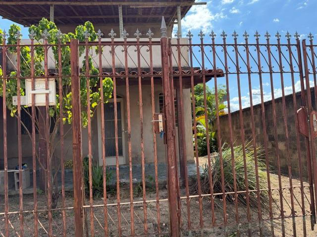 Casa, Centro, 3 Quartos, 0 Vaga, 1 Suíte