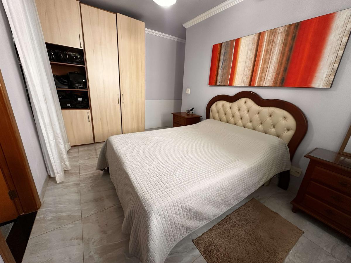 Casa, Fernão Dias, 3 Quartos, 2 Vagas, 1 Suíte
