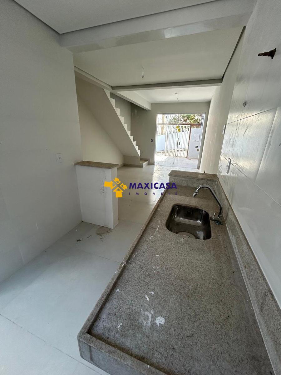 Casa, Planalto, 2 Quartos, 1 Vaga, 1 Suíte