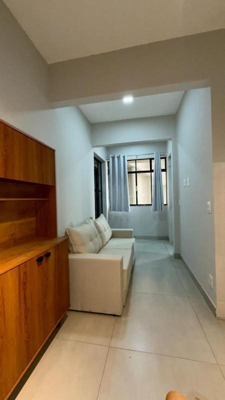 Apartamento, Centro, 2 Quartos, 0 Vaga, 1 Suíte