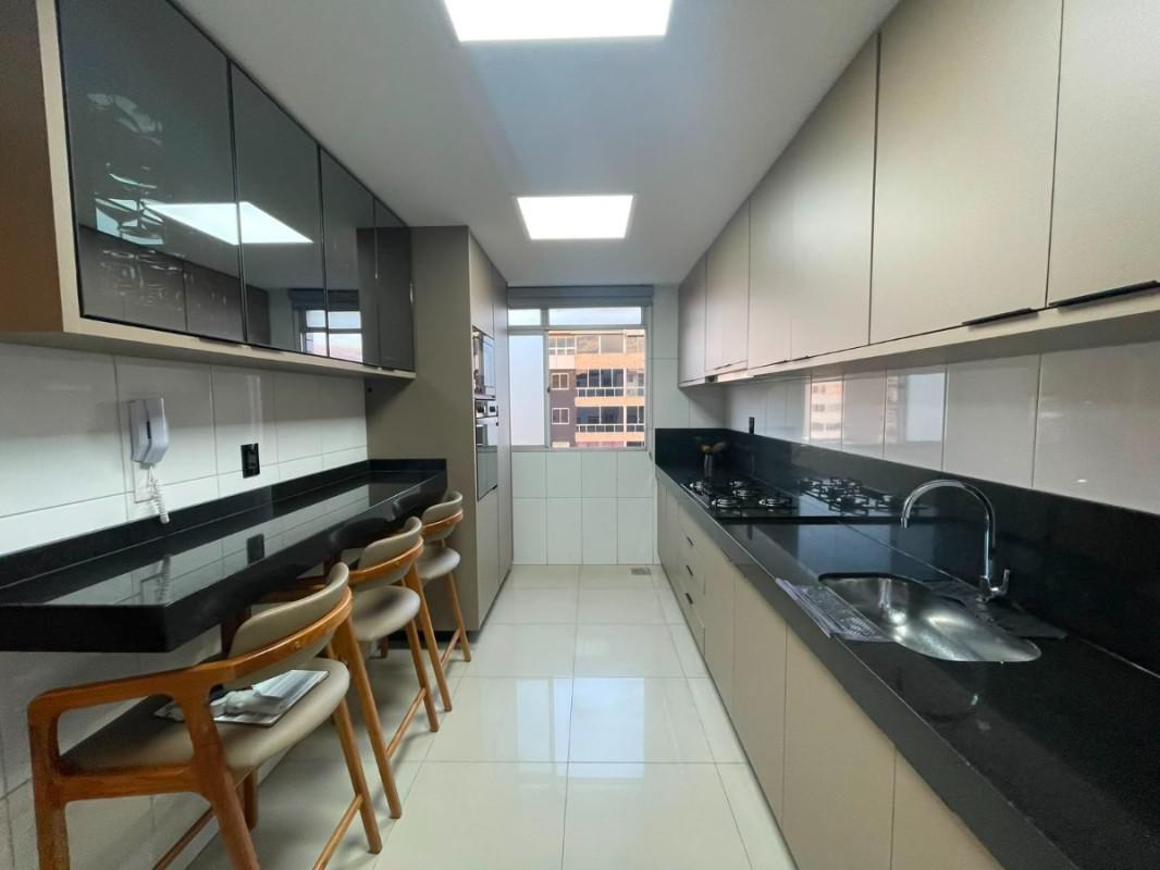 Cobertura, Jardim Riacho das Pedras, 4 Quartos, 2 Vagas, 1 Suíte