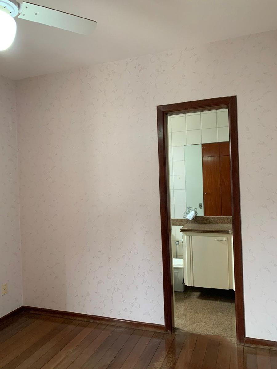 Apartamento, Funcionários, 2 Quartos, 1 Vaga, 1 Suíte