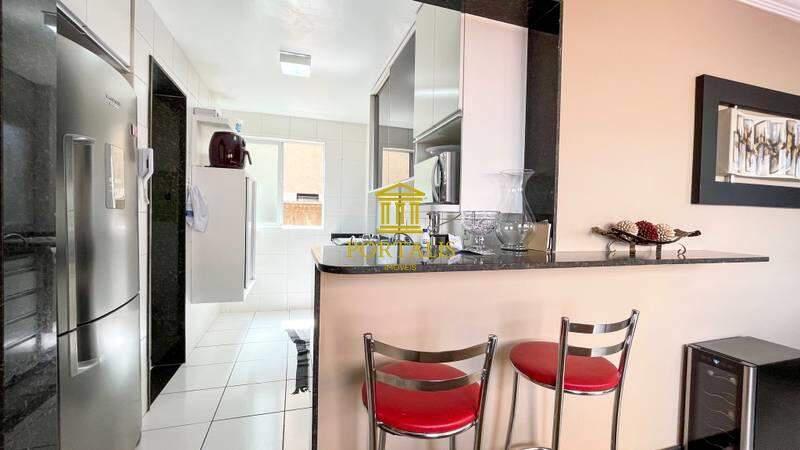 Apartamento, Sagrada Família, 3 Quartos, 2 Vagas, 1 Suíte