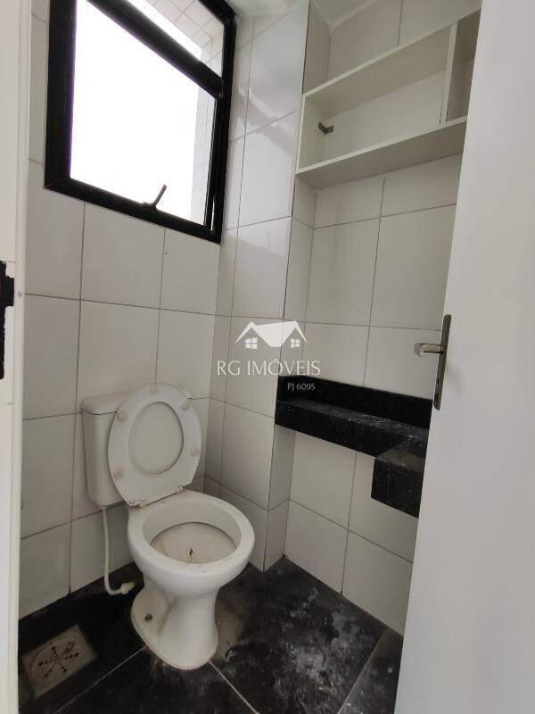 Andar, Estoril, 0 Quarto, 5 Vagas