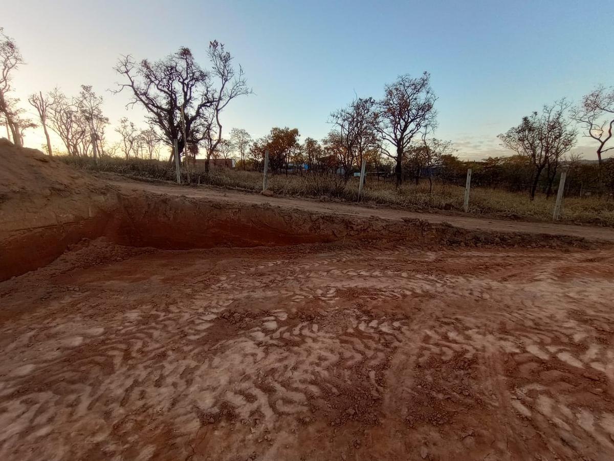 Lote, Bandeirinhas, 0 Quarto, 0 Vaga