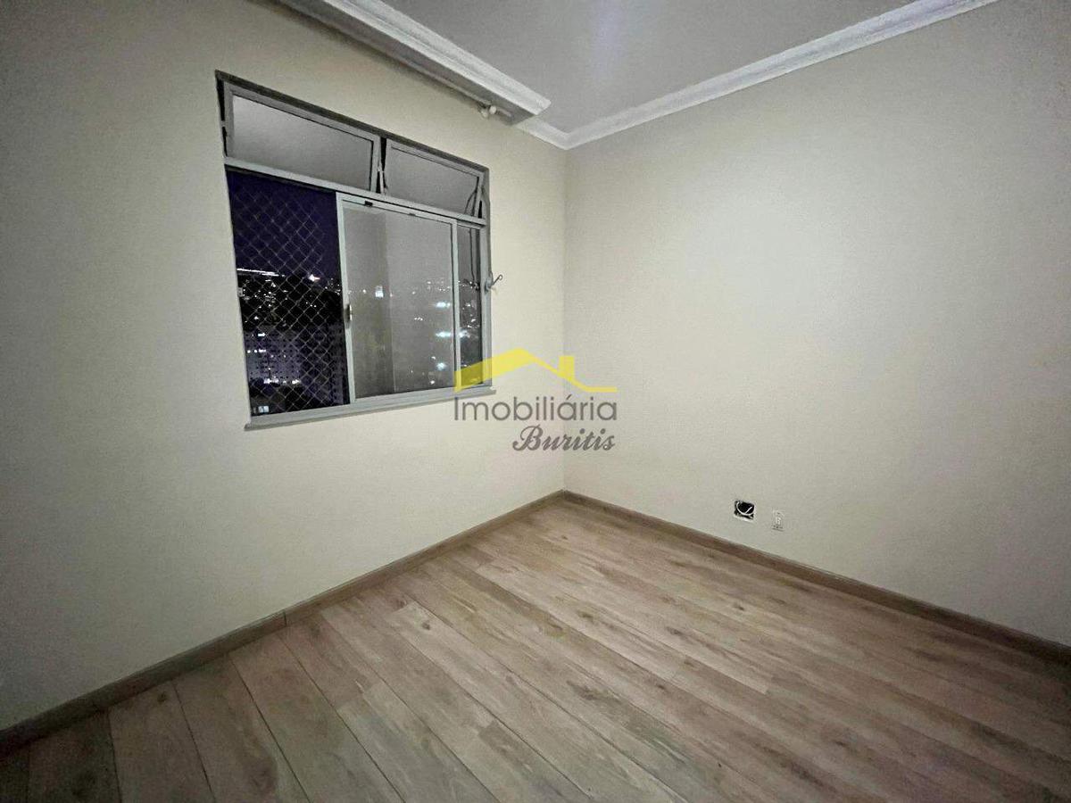 Apartamento, Estoril, 3 Quartos, 1 Vaga, 1 Suíte