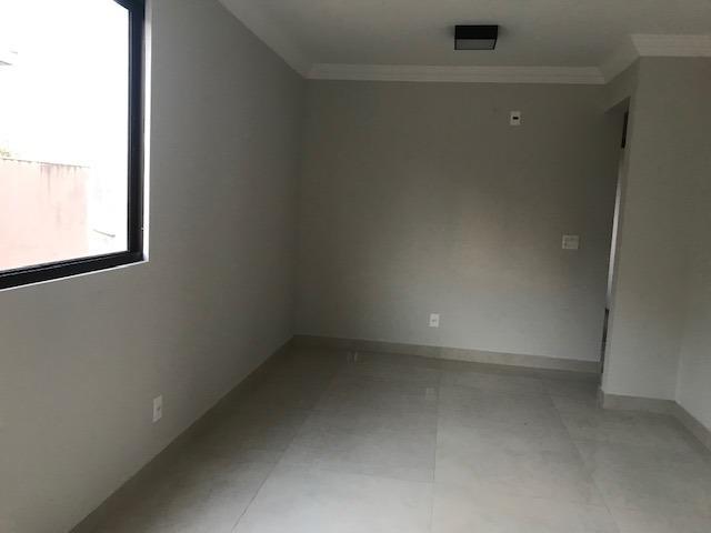Apartamento, Floresta, 3 Quartos, 2 Vagas, 1 Suíte