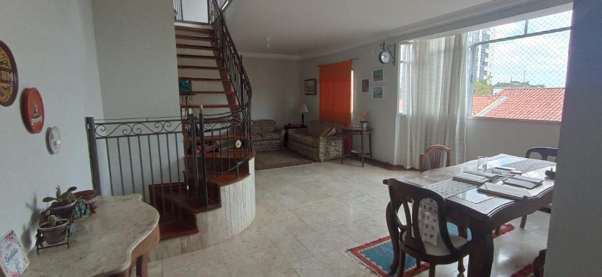 Cobertura, Ouro Preto, 5 Quartos, 3 Vagas, 1 Suíte