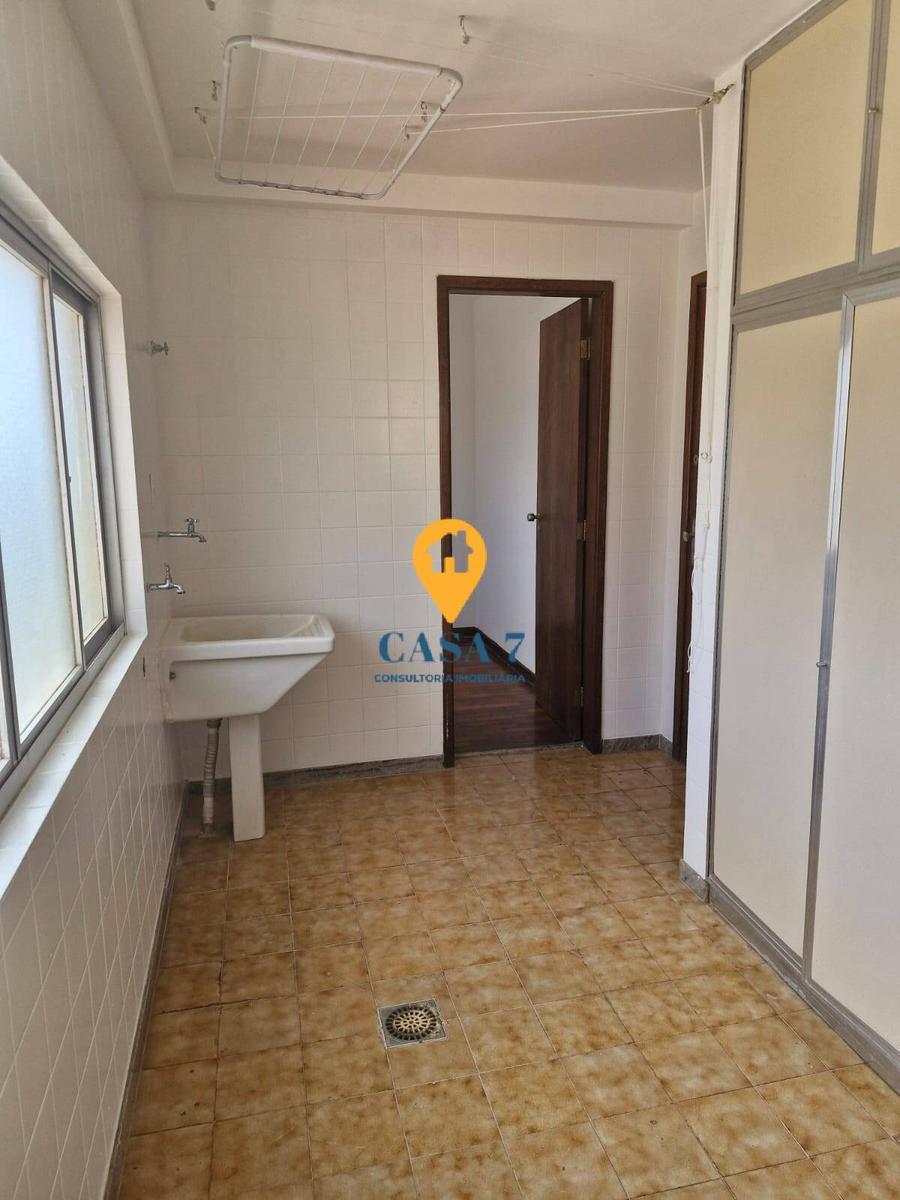 Apartamento, Serra, 4 Quartos, 2 Vagas, 1 Suíte