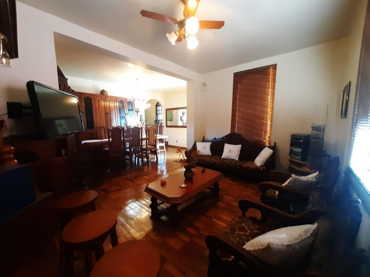 Casa, Jardim América, 4 Quartos, 4 Vagas, 2 Suítes