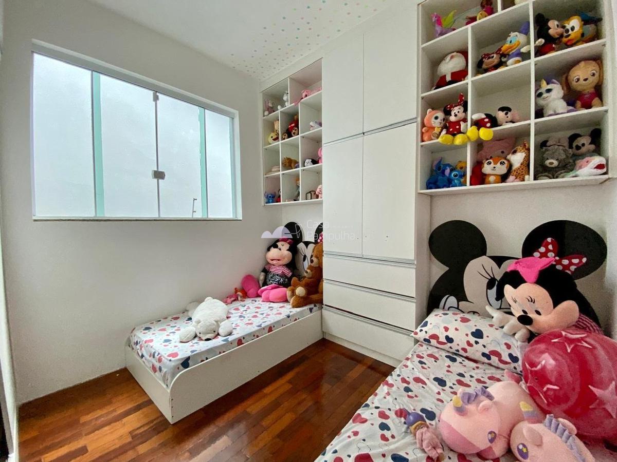 Casa, Planalto, 4 Quartos, 3 Vagas, 1 Suíte