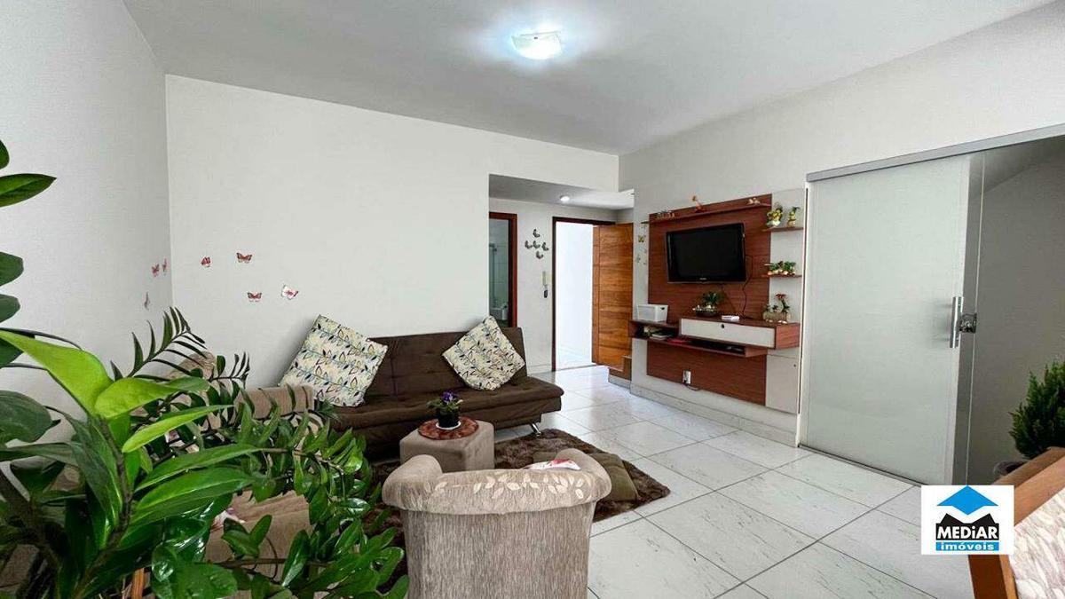 Casa, Santa Efigênia, 3 Quartos, 2 Vagas, 2 Suítes