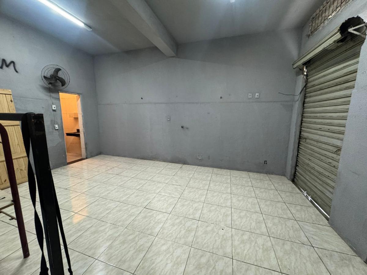 Andar, Santa Cruz, 0 Quarto, 0 Vaga