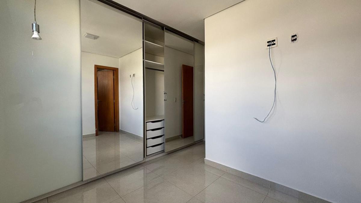 Apartamento, Sagrada Família, 3 Quartos, 2 Vagas, 1 Suíte