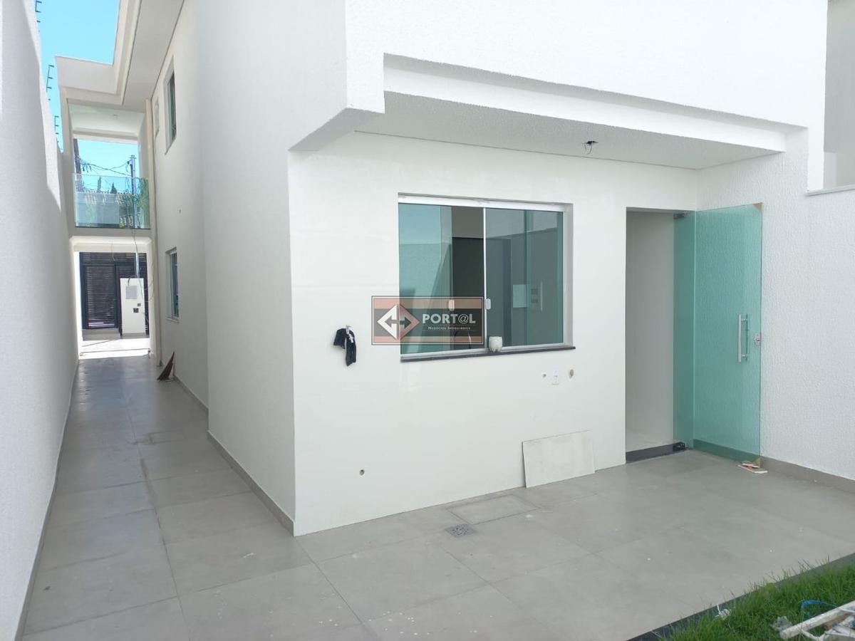 Casa, Planalto, 3 Quartos, 2 Vagas, 1 Suíte