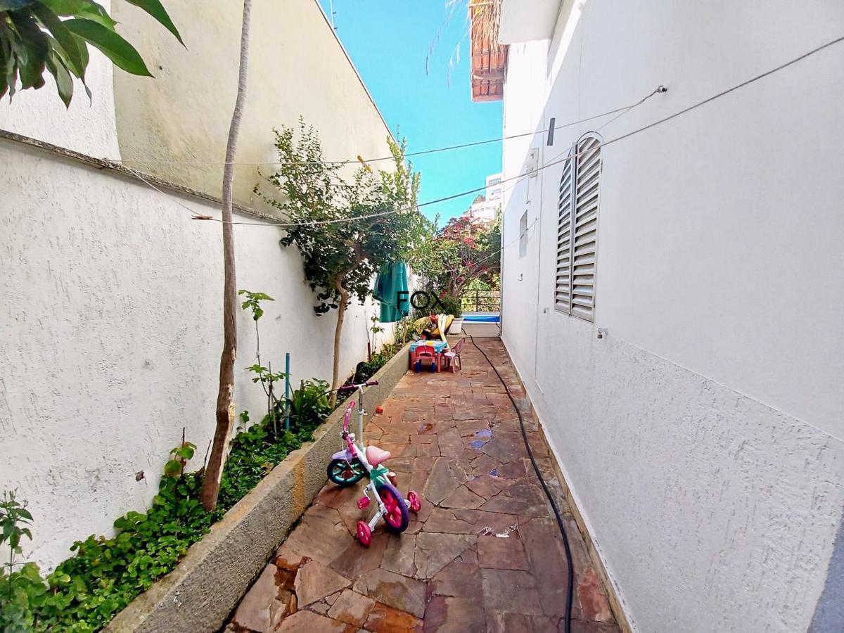 Casa, Santa Lúcia, 5 Quartos, 4 Vagas, 2 Suítes