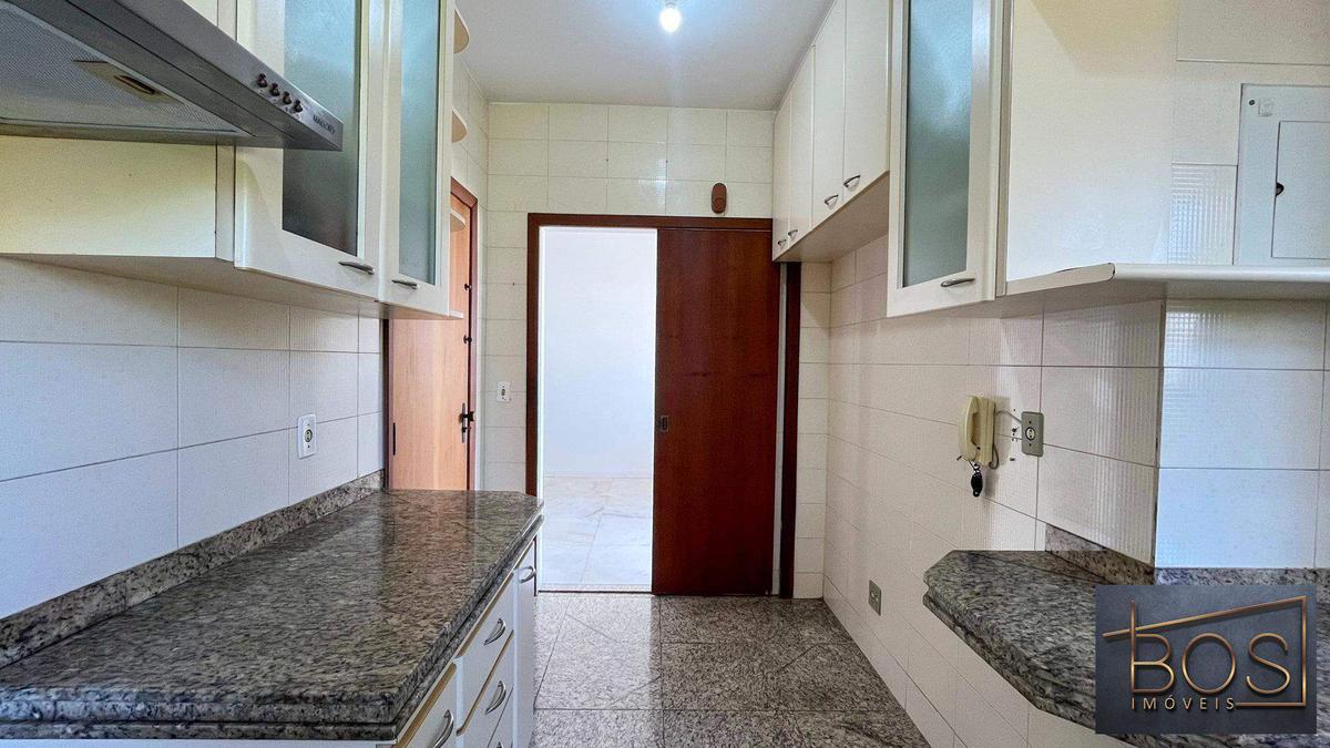 Apartamento, Coração de Jesus, 4 Quartos, 2 Vagas, 1 Suíte
