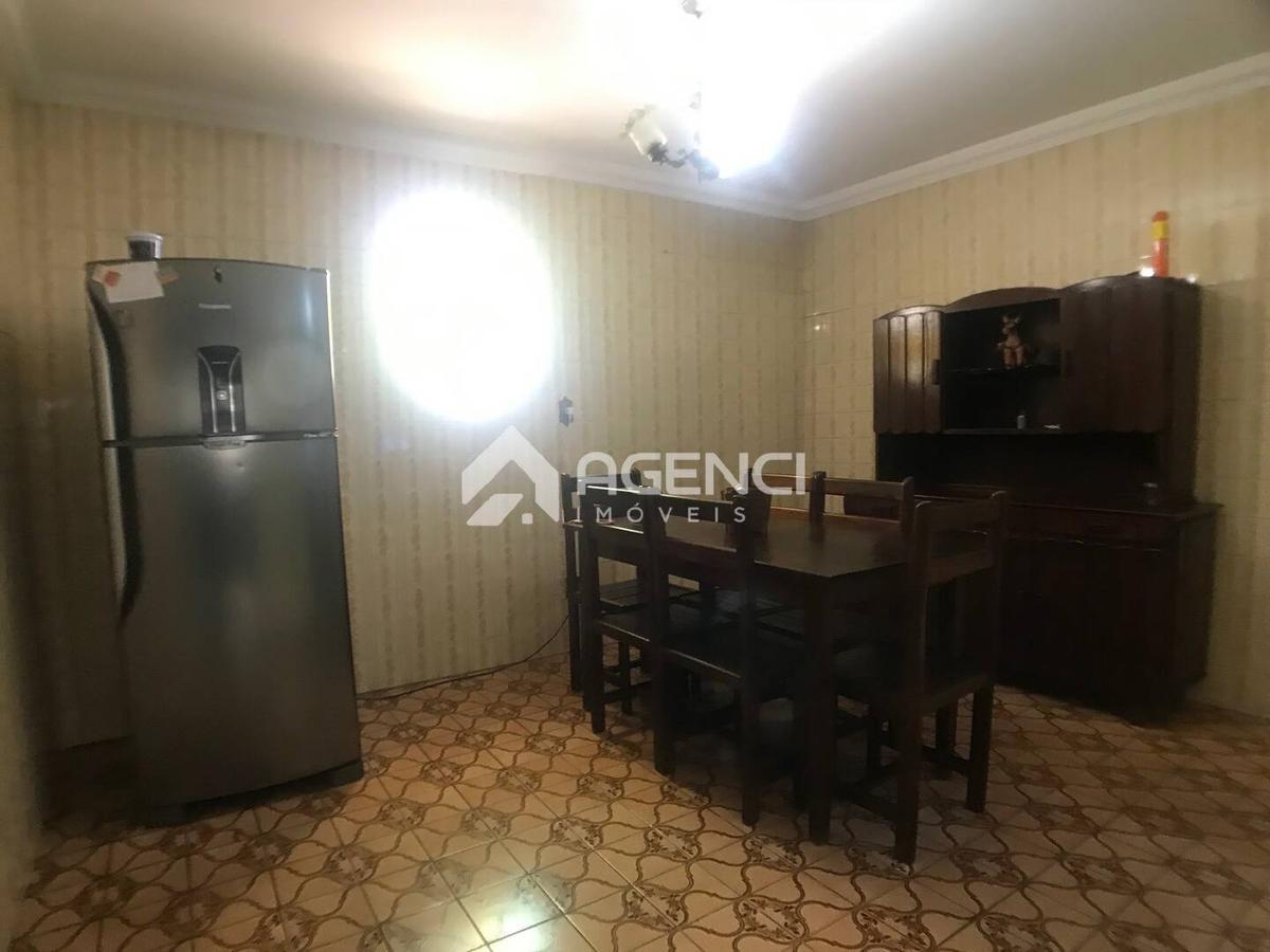 Casa, Santa Maria, 3 Quartos, 0 Vaga, 1 Suíte