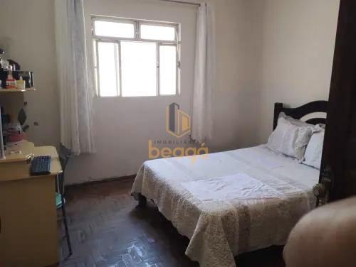 Casa, Califórnia, 3 Quartos, 12 Vagas