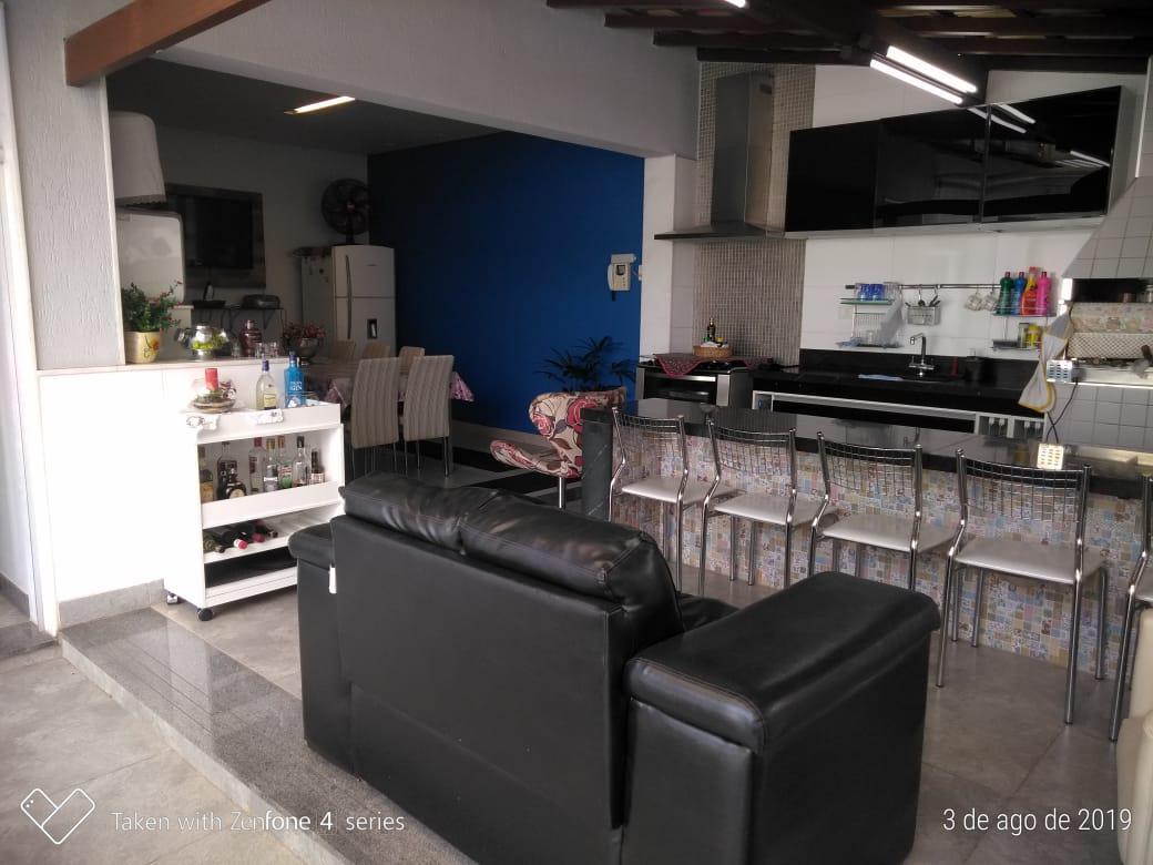 Casa, Itapoã, 4 Quartos, 4 Vagas, 2 Suítes