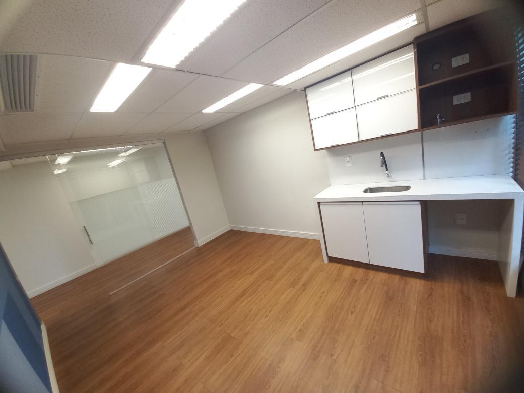 Sala, Savassi, 0 Quarto, 2 Vagas