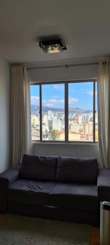 Apartamento, Sagrada Família, 2 Quartos, 1 Vaga