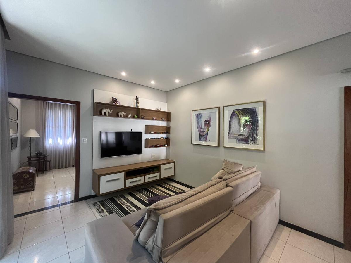 Casa, Belvedere, 3 Quartos, 3 Vagas, 1 Suíte