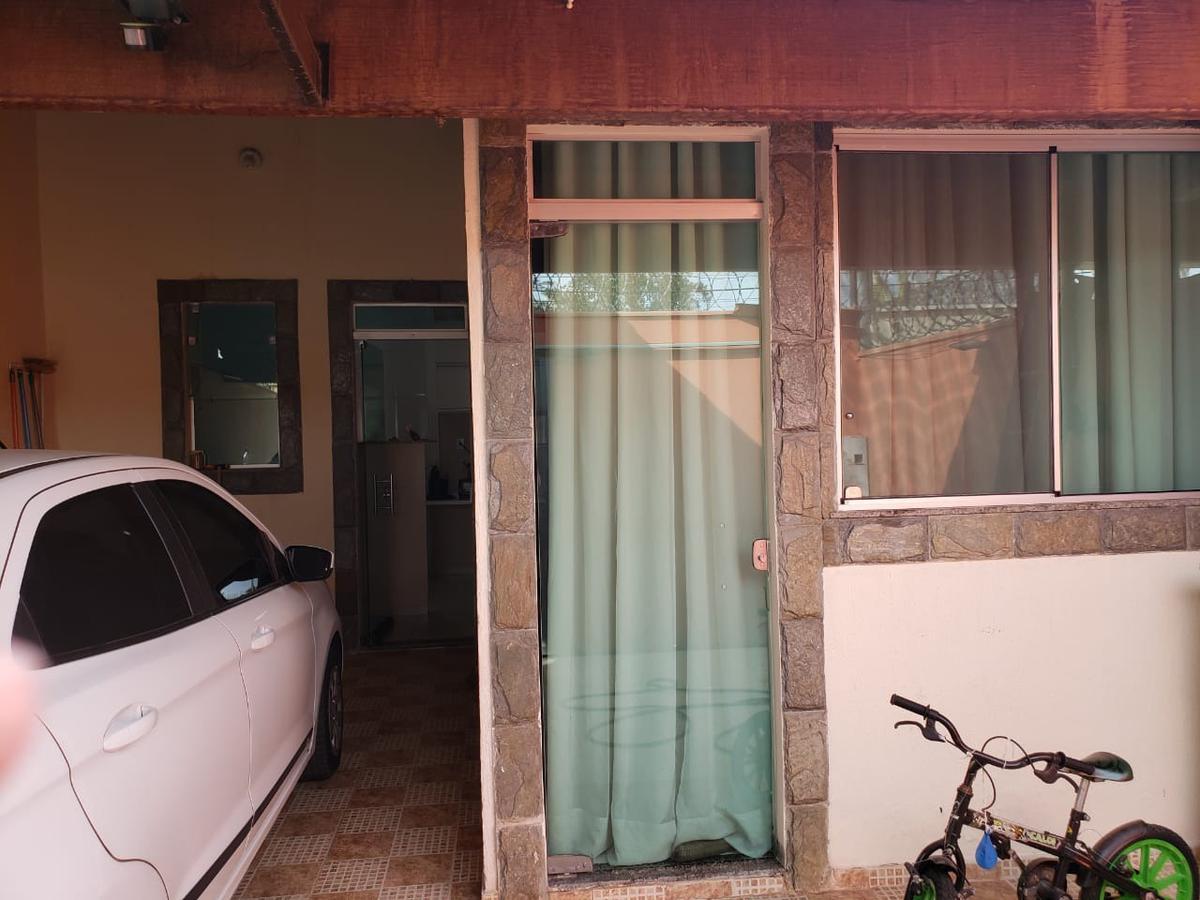 Casa, Bom Repouso, 3 Quartos, 2 Vagas, 1 Suíte