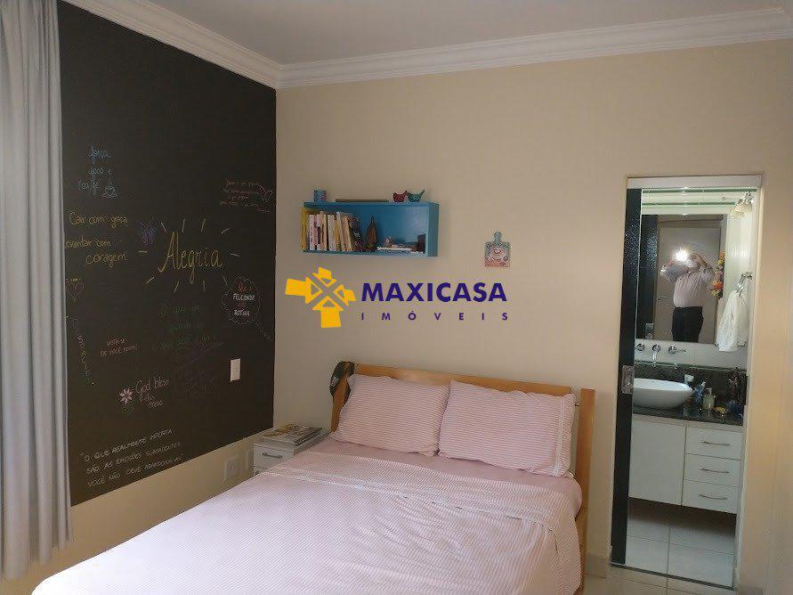 Casa, São José, 4 Quartos, 4 Vagas, 2 Suítes